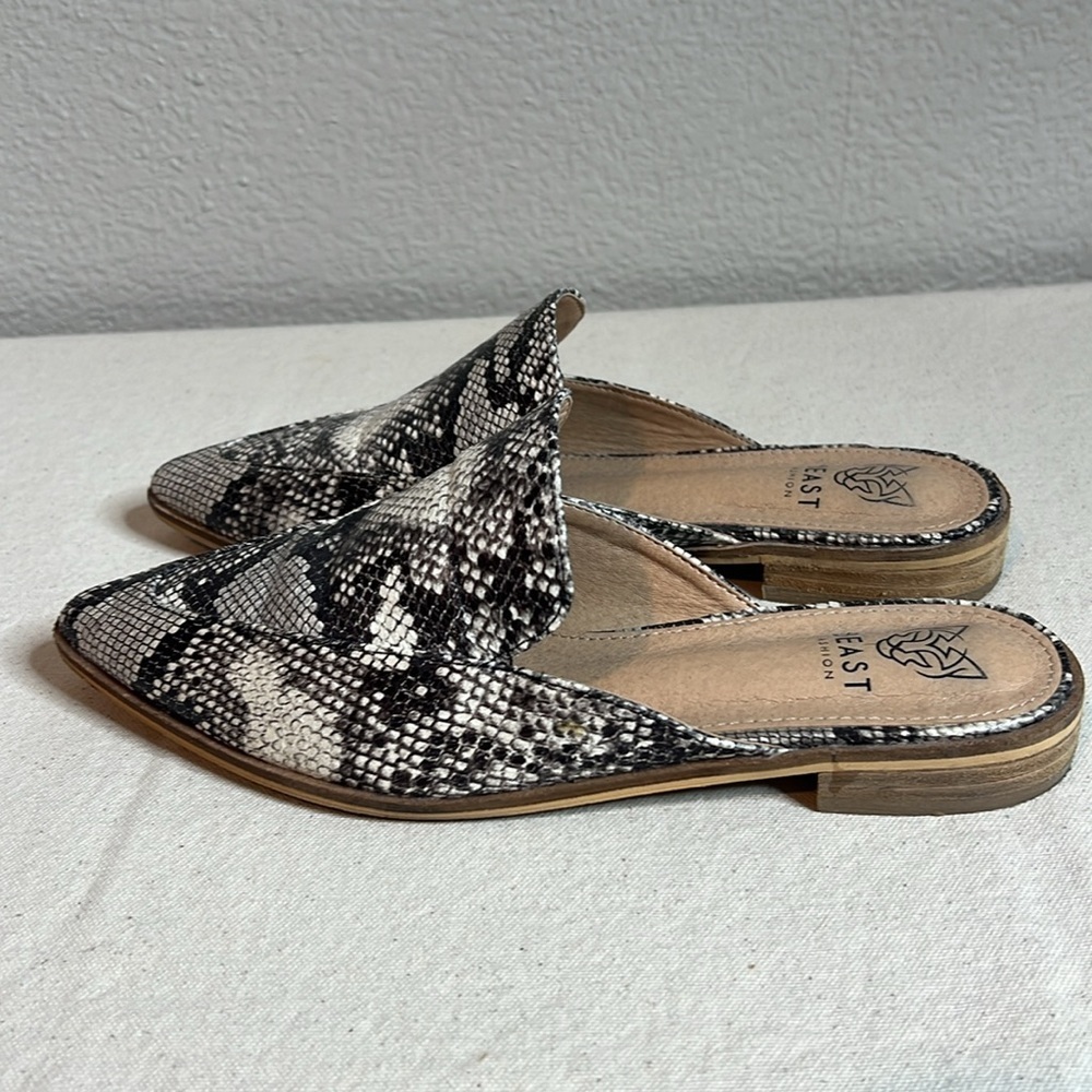 Beast Fashion Snakeskin Pointed Toe Mule Slides - Size 7 - Picture 5 of 10
